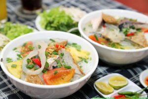 http://Bánh%20Canh%20Cá%20Thu